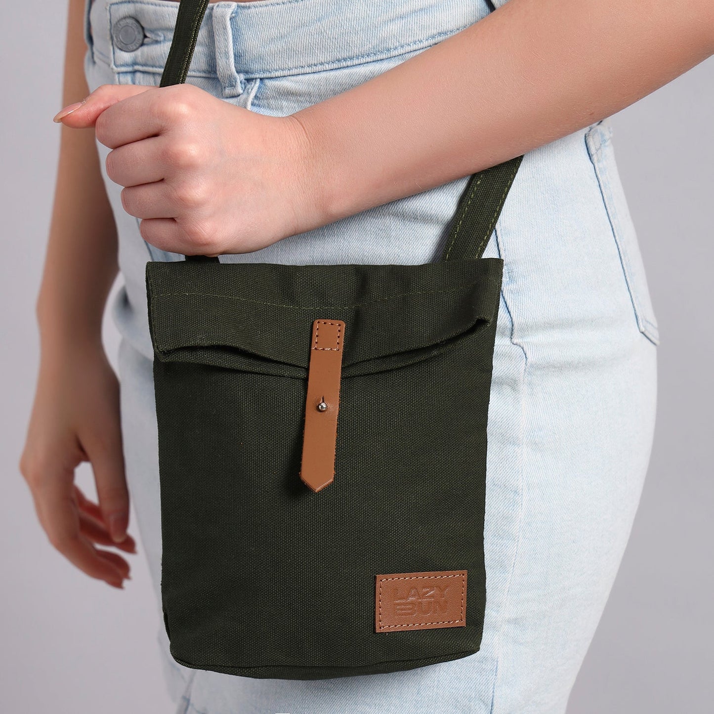 OLIVE CROSSBODY BAG