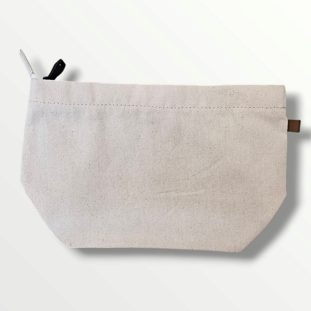 WHITE POUCH ORGANIZER